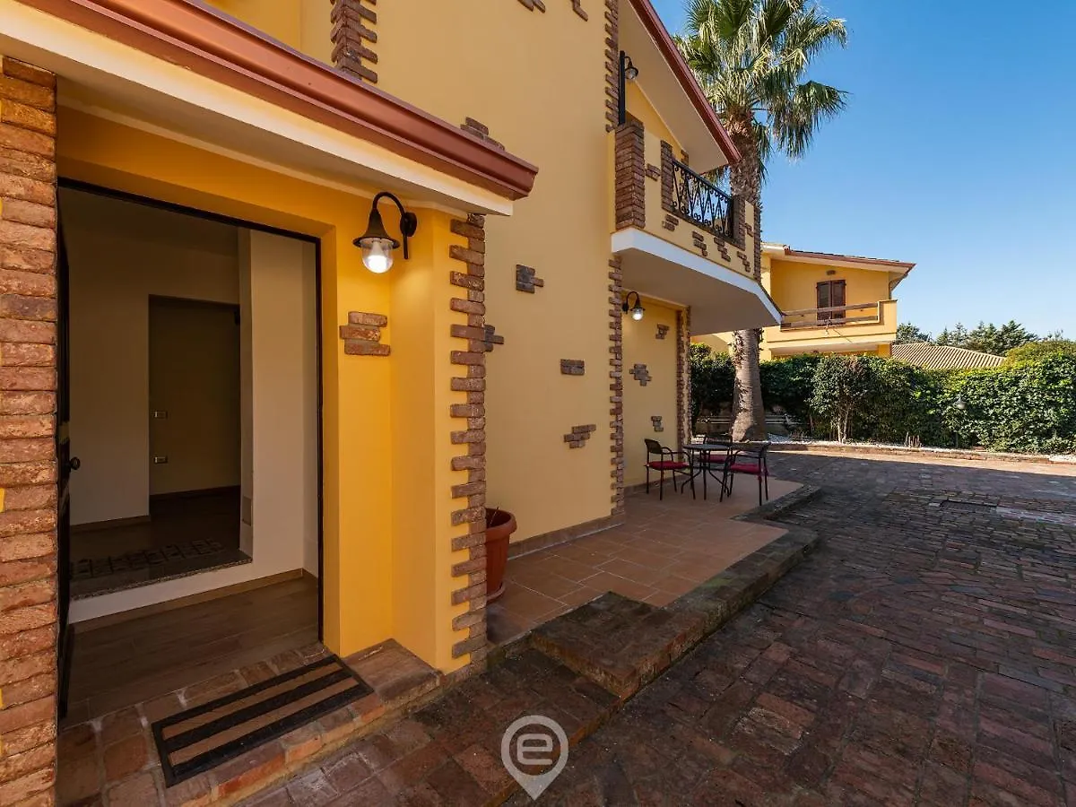 Villa Monica - Suite Scirocco Iglesias 0*,